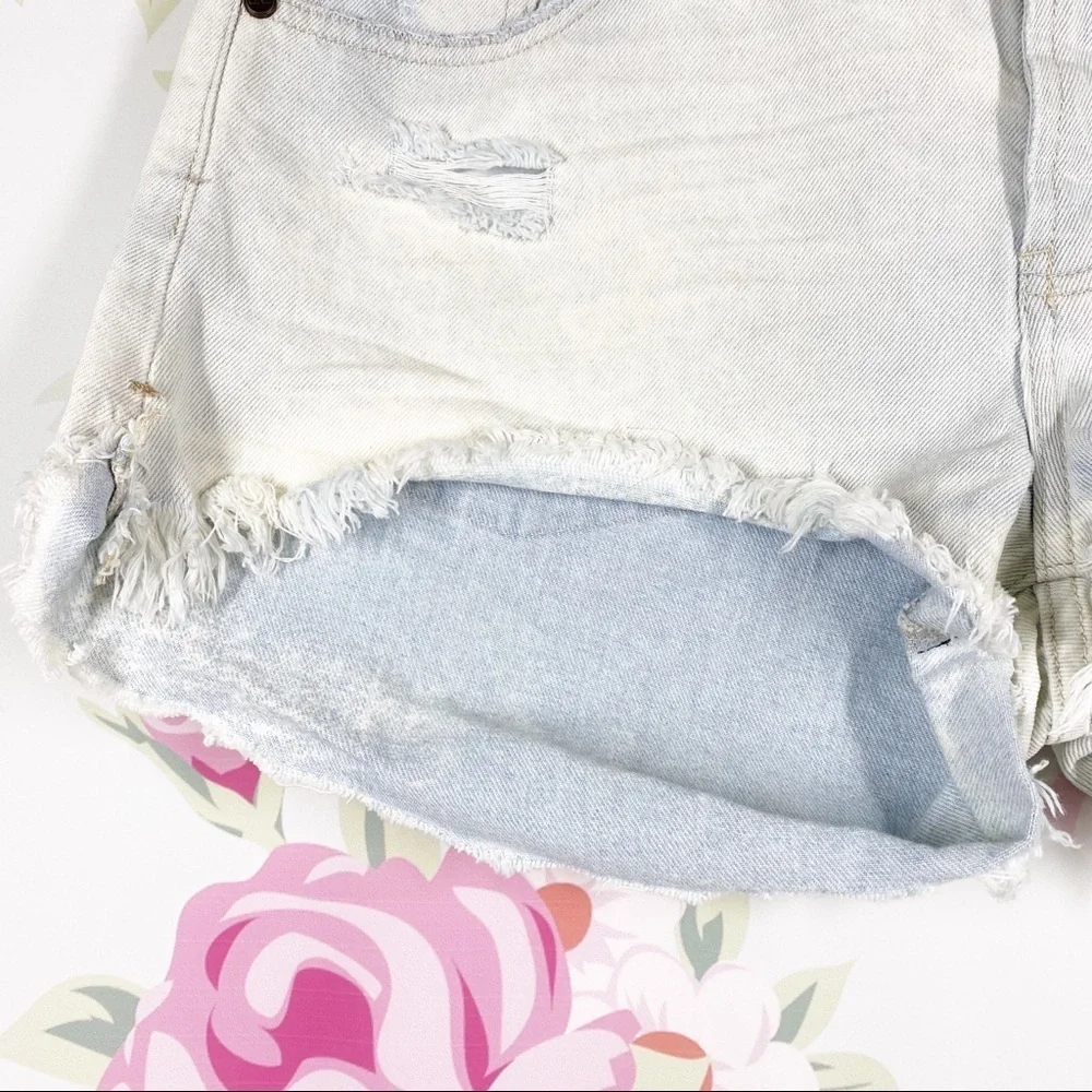 One Teaspoon Light Wash Bandits Distressed Denim Jean Shorts 29